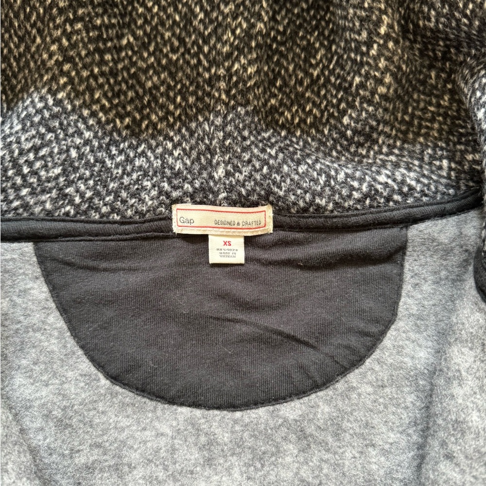 D gap | vintage grey sweater jacket - Picture 4 of 5